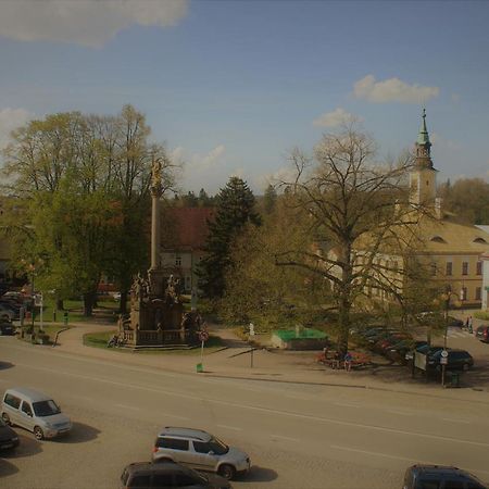 Hotel Pansky Dum Žamberk エクステリア 写真